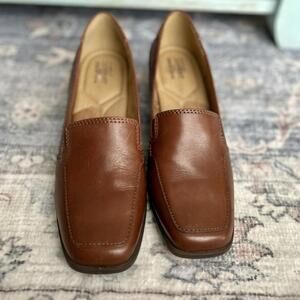 Strictly Comfort Women’s Brown Leather Heeled Mules In Size 9